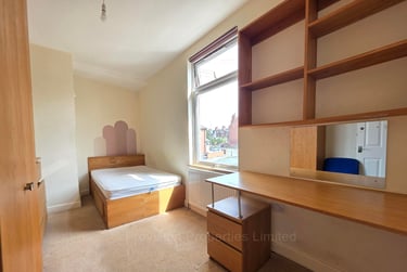 9 bed house, Headingley Avenue, Headingley, Leeds, LS63ER - Image 9