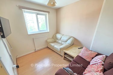 4 bed house, Well Close Rise, Woodhouse, Leeds, LS71HT - Image 10