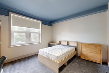 5 bed flat, Otley Road, Meanwood, Leeds, LS165JX - Image 9