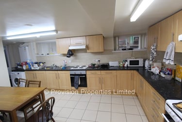 8 bed house, St. Michaels Villas, Headingley, Leeds, LS63AF - Image 10