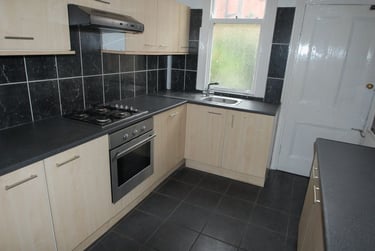6 bed house, Manor Terrace, Headingley, Leeds, LS61BU - Image 3