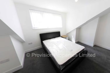 5 bed house, Brudenell View, Hyde Park, Leeds, LS61HG - Image 3