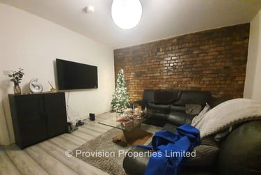5 bed house, Brudenell View, Hyde Park, Leeds, LS61HG - Image 1
