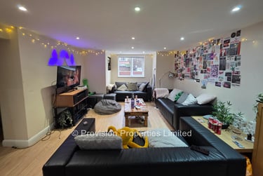 8 bed house, Brudenell Avenue, Hyde Park, Leeds, LS61HD - Image 12