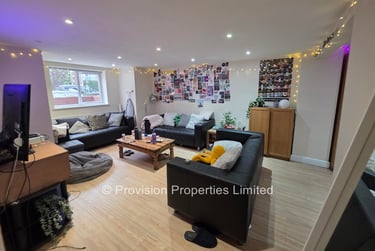 8 bed house, Brudenell Avenue, Hyde Park, Leeds, LS61HD - Image 11