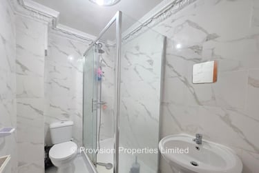 5 bed flat, Spenceley Street, Woodhouse, Leeds, LS29DY - Image 5