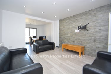 5 bed house, Mayville Road, Hyde Park, Leeds, LS61NF - Image 1