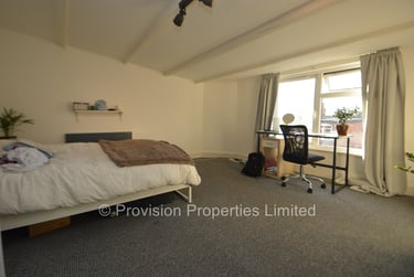 6 bed house, Manor Drive, Hyde Park, Leeds, LS61DD - Image 12