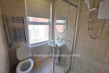 4 bed house, Branksome Place, Hyde Park, Leeds, LS61RQ - Image 6