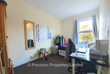 6 bed house, Woodsley Road, Hyde Park, Leeds, LS31DU - Image 3