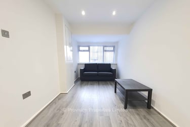 4 bed house, Well Close Rise, Woodhouse, Leeds, LS29ET - Image 5
