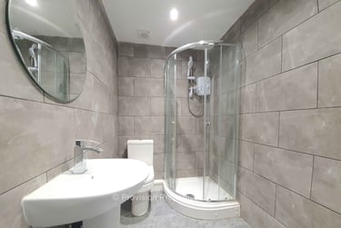 4 bed house, Well Close Rise, Woodhouse, Leeds, LS29ET - Image 9