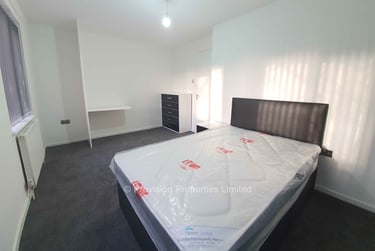 4 bed house, Well Close Rise, Woodhouse, Leeds, LS29ET - Image 7