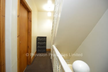 4 bed house, Hessle Mount, Hyde Park, Leeds, LS61EP - Image 4