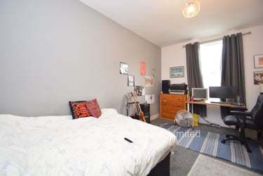 8 bed house, Brudenell Avenue, Hyde Park, Leeds, LS61HD - Image 6