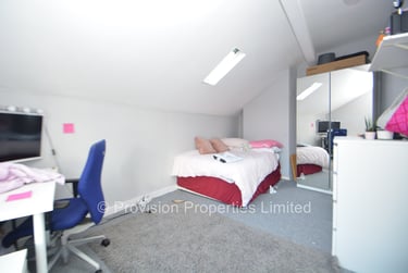 8 bed house, Victoria Road, Hyde Park, Leeds, LS61AS - Image 12