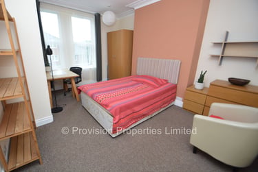 8 bed house, Delph Lane, Rampart Road, Leeds, LS62HQ - Image 5