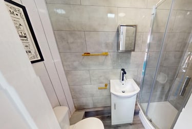 1 bed studio, Cardigan Road, Burley, Leeds, LS61QL - Image 4