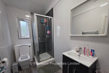 8 bed house, Ash Grove, Hyde Park, Leeds, LS61AY - Image 7