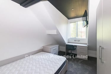 9 bed house, Regent Park Terrace, Rampart Road, Leeds, LS62AX - Image 13
