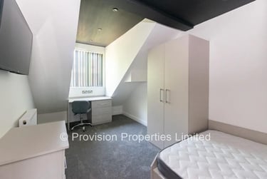 9 bed house, Regent Park Terrace, Rampart Road, Leeds, LS62AX - Image 9