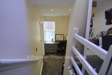 1 bed flat, Victoria Road, Hyde Park, Leeds, LS61DU - Image 8