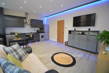 1 bed flat, Victoria Road, Hyde Park, Leeds, LS61DU - Image 4