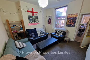 5 bed house, Brudenell Mount, Hyde Park, Leeds, LS61HT - Image 1