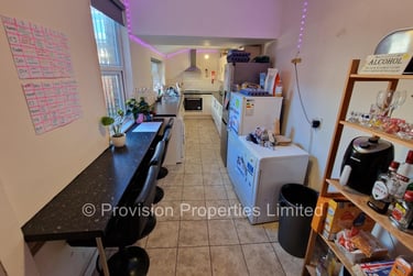 5 bed house, Brudenell Mount, Hyde Park, Leeds, LS61HT - Image 3