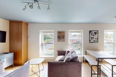 2 bed flat, Belle Vue Road, Hyde Park, Leeds, LS31DY - Image 3