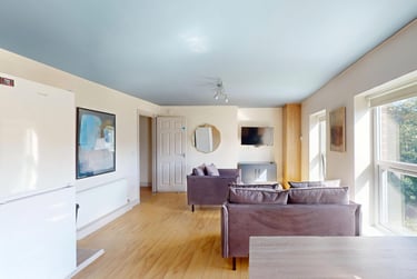 2 bed flat, Belle Vue Road, Hyde Park, Leeds, LS31DY - Image 1