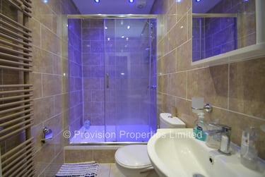 8 bed house, Cardigan Road, Headingley, Leeds, LS63BJ - Image 2