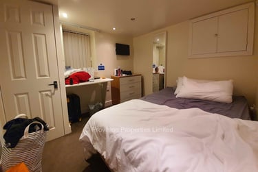 5 bed house, Royal Park Grove, Hyde Park, Leeds, LS61HQ - Image 8