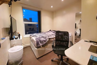5 bed house, Royal Park Grove, Hyde Park, Leeds, LS61HQ - Image 5