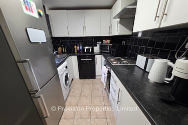 5 bed house, Archery Street, Woodhouse, Leeds, LS29AS - Image 7