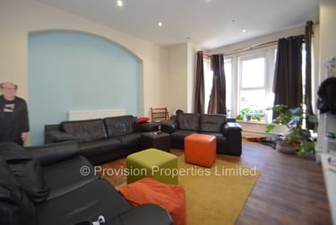 12 bed house, Grosvenor Road, Rampart Road, Leeds, LS62DZ - Image 3