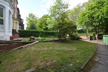 1 bed flat, Moorland Road, Hyde Park, Leeds, LS61AL - Image 6