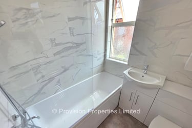 5 bed house, Welton Mount, Hyde Park, Leeds, LS61ET - Image 3
