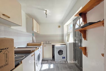 5 bed house, Welton Mount, Hyde Park, Leeds, LS61ET - Image 7