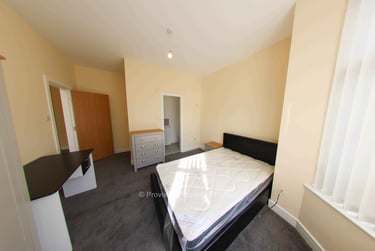 6 bed house, Brudenell Grove, Hyde Park, Leeds, LS61HP - Image 11