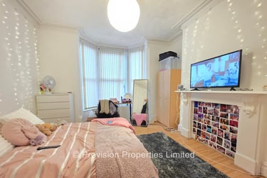 7 bed house, Brudenell Mount, Hyde Park, Leeds, LS61HT - Image 7