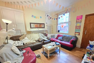 7 bed house, Brudenell Mount, Hyde Park, Leeds, LS61HT - Image 4