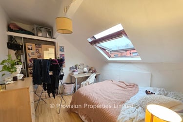 7 bed house, Brudenell Mount, Hyde Park, Leeds, LS61HT - Image 5