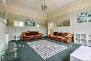 9 bed house, Belle Vue Road, Hyde Park, Leeds, LS31DY - Image 3