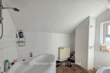 6 bed house, Richmond Mount, Hyde Park, Leeds, LS61DG - Image 6