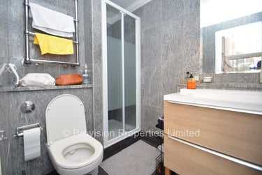 4 bed house, Regent Park Avenue, Rampart Road, Leeds, LS62AU - Image 10