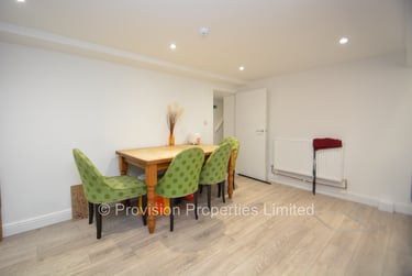 4 bed house, Regent Park Avenue, Rampart Road, Leeds, LS62AU - Image 11