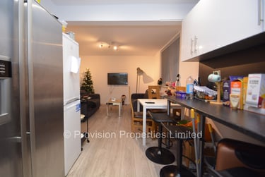6 bed house, Langdale Avenue, Headingley, Leeds, LS63HA - Image 11