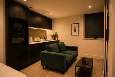 1 bed studio, East Parade, City Centre, Leeds, LS15BW - Image 3