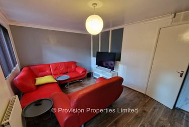 3 bed house, Kendal Lane, Woodhouse, Leeds, LS31AS - Image 1